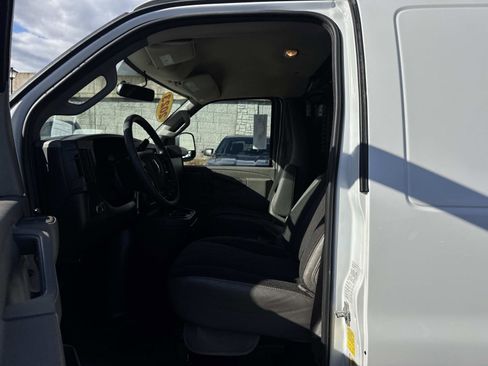 Used 2023 Chevrolet Express 2500 w/ Driver Convenience Package image 20