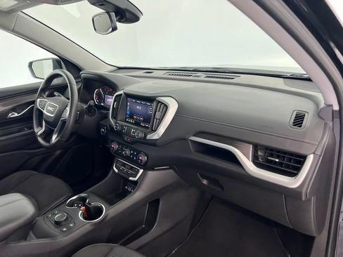 Used 2024 GMC Terrain SLE w/ Driver Convenience Package FWD image 26