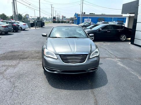 Used 2013 Chrysler 200 Touring image 8