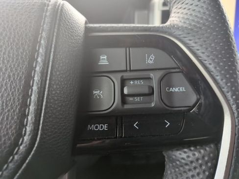 Used 2024 Toyota Tundra Limited AWD/4WD image 20