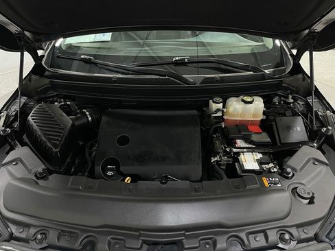 Used 2019 Buick Enclave Premium w/ Experience Buick Package image 29