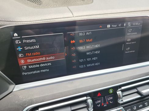 Used 2021 BMW X5 sDrive40i w/ M Sport Package RWD image 19