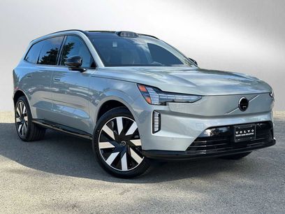 New 2025 Volvo EX90 Plus