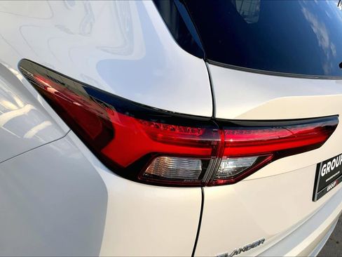 Used 2023 Mitsubishi Outlander SEL image 24