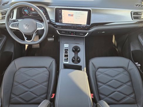 New 2026 Volkswagen Atlas Cross Sport SE image 17