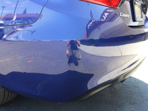 Used 2016 Toyota Camry SE FWD image 36