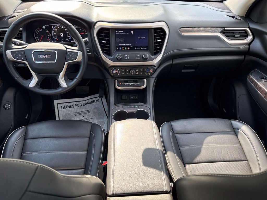 Used 2023 GMC Acadia Denali w/ Denali Ultimate Package AWD/4WD image 18