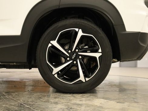 Used 2023 Chevrolet TrailBlazer RS w/ Sun and Liftgate Package image 37