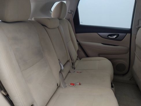 Used 2015 Nissan Rogue SV FWD image 19