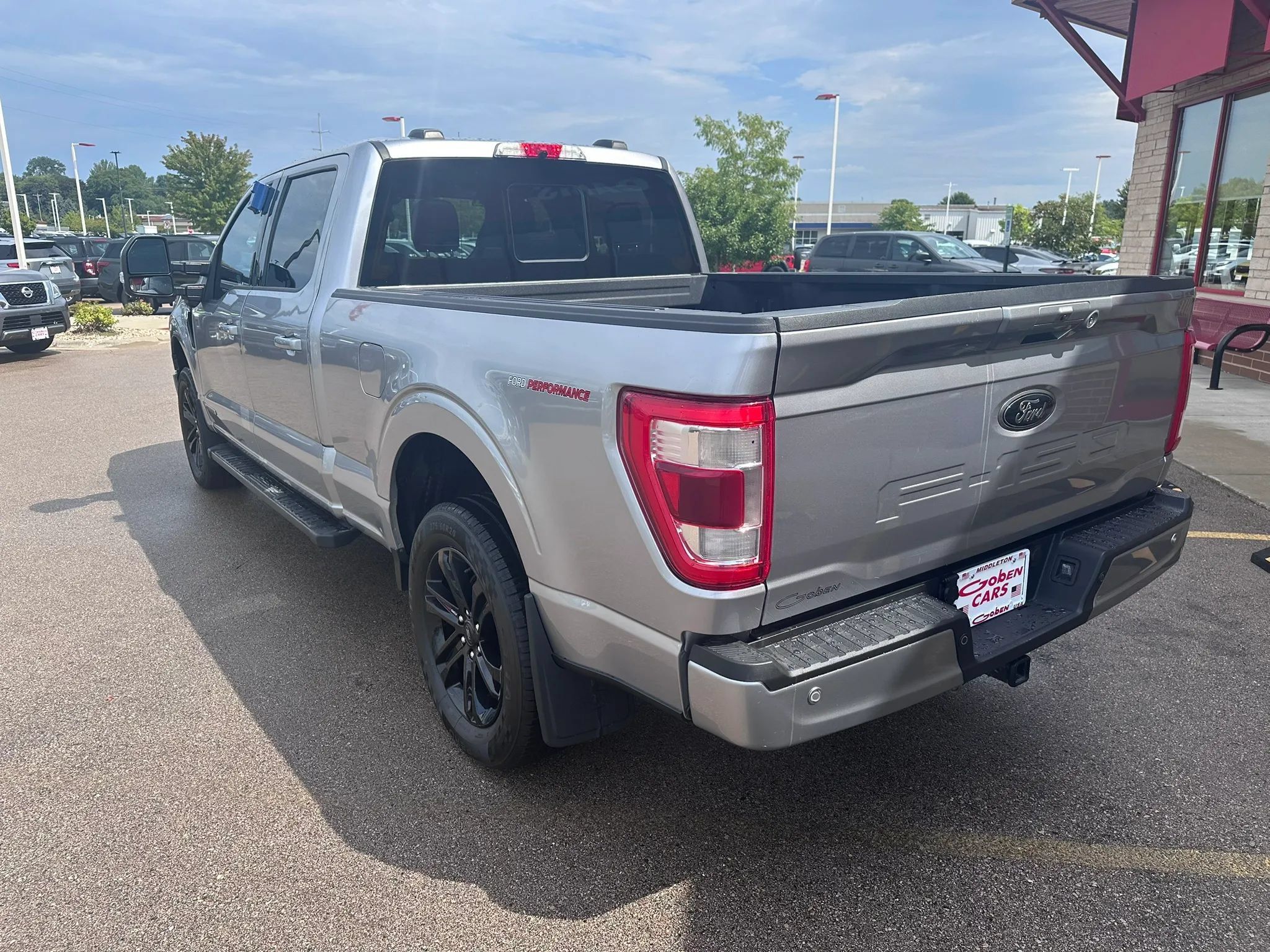 Used 2021 Ford F150 Lariat w/ Equipment Group 502A High AWD/4WD image 8