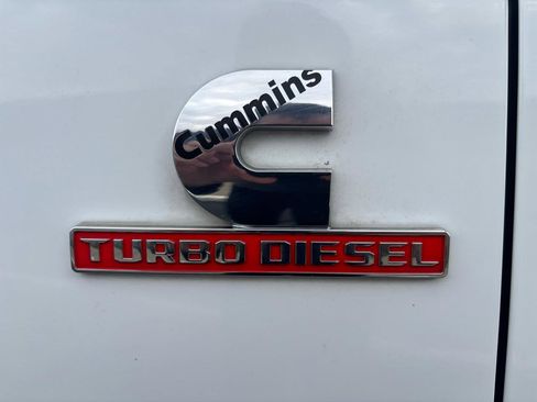 Used 2024 RAM 2500 Tradesman w/ Chrome Appearance Group AWD/4WD image 30