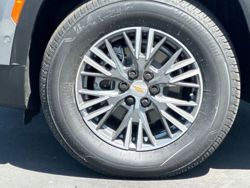 New 2025 Chevrolet Traverse LT w/ Enhanced Driving Package image 34