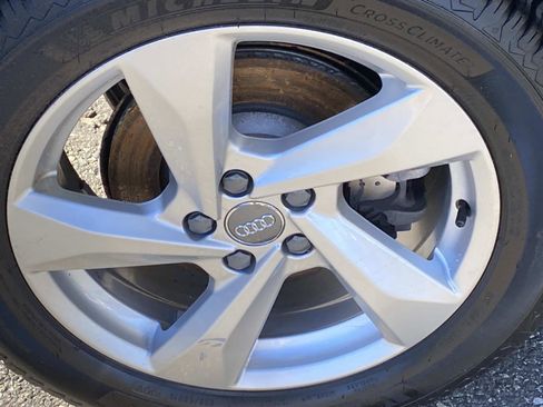 Used 2019 Audi Q3 2.0T Premium Plus w/ Premium Plus Package image 24