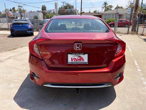 Used 2019 Honda Civic LX image 4