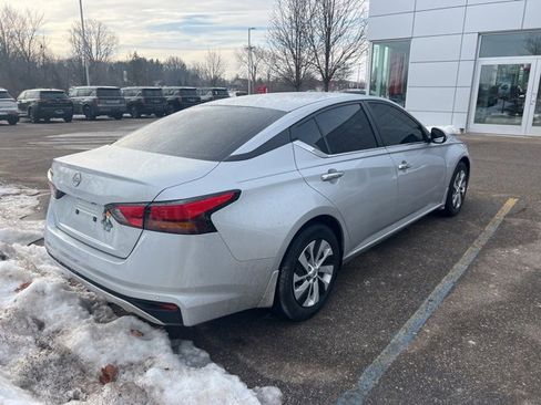 Certified 2023 Nissan Altima 2.5 S image 4