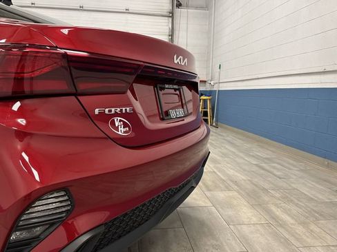 Used 2023 Kia Forte LXS w/ LXS Technology Package image 28