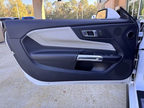 Used 2024 Ford Mustang Premium image 20
