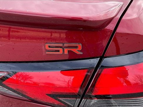 New 2025 Nissan Versa SR w/ Trunk Package image 9