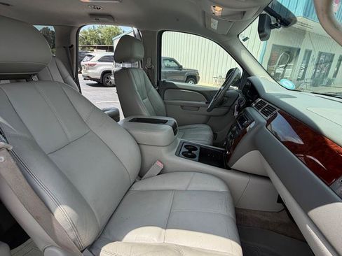 Used 2010 Chevrolet Tahoe LT RWD image 10