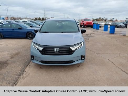 Used 2023 Honda Odyssey Sport image 10
