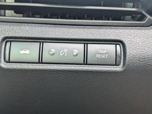 Used 2021 Nissan Altima 2.5 SR AWD/4WD image 12