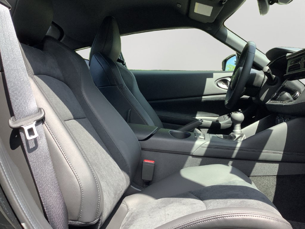 New 2026 Nissan Z Performance w/ Floor Mat Package RWD image 12