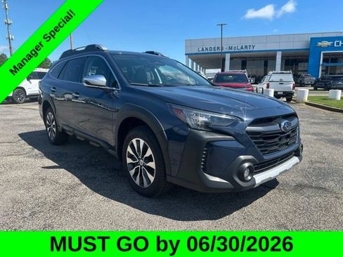 Used 2025 Subaru Outback Touring XT w/ Popular Package #2 AWD/4WD image 1