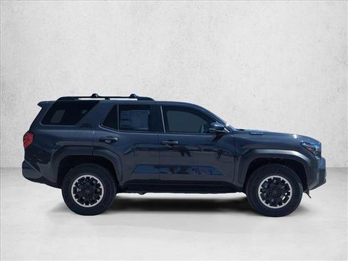 Used 2026 Toyota 4Runner TRD Off-Road Premium AWD/4WD image 4