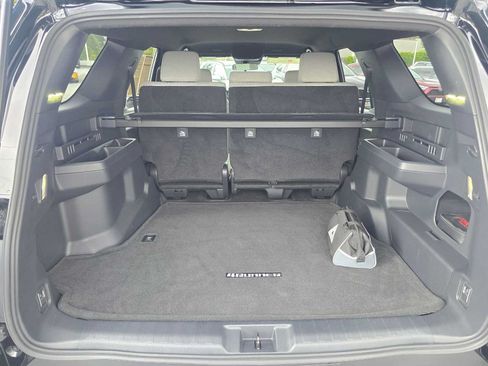 Certified 2025 Toyota 4Runner SR5 AWD/4WD image 14