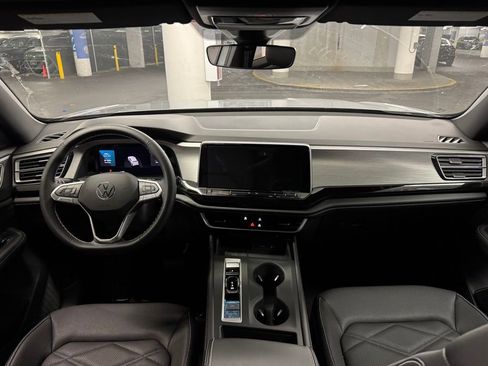 New 2026 Volkswagen Atlas Cross Sport SE image 7