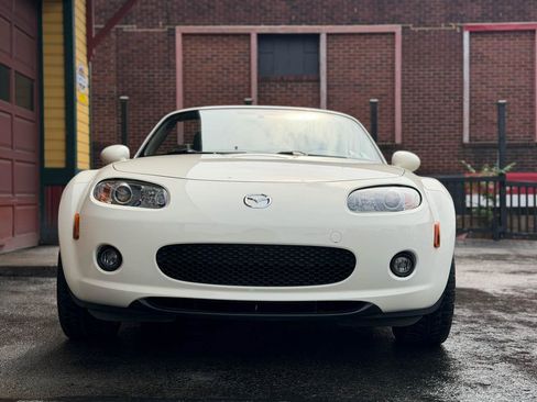 Used 2008 MAZDA MX-5 Miata Touring RWD image 22