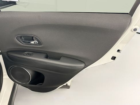 Used 2022 Honda HR-V EX image 31