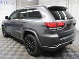 Used 2017 Jeep Grand Cherokee Altitude image 5