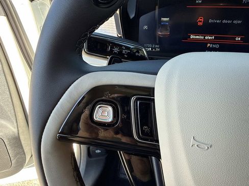 New 2026 Lincoln Corsair Premiere image 30