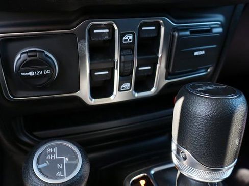 New 2026 Jeep Gladiator Sport image 22