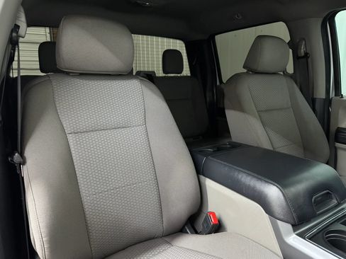 Used 2022 Ford F350 XLT w/ XLT Premium Package AWD/4WD image 16