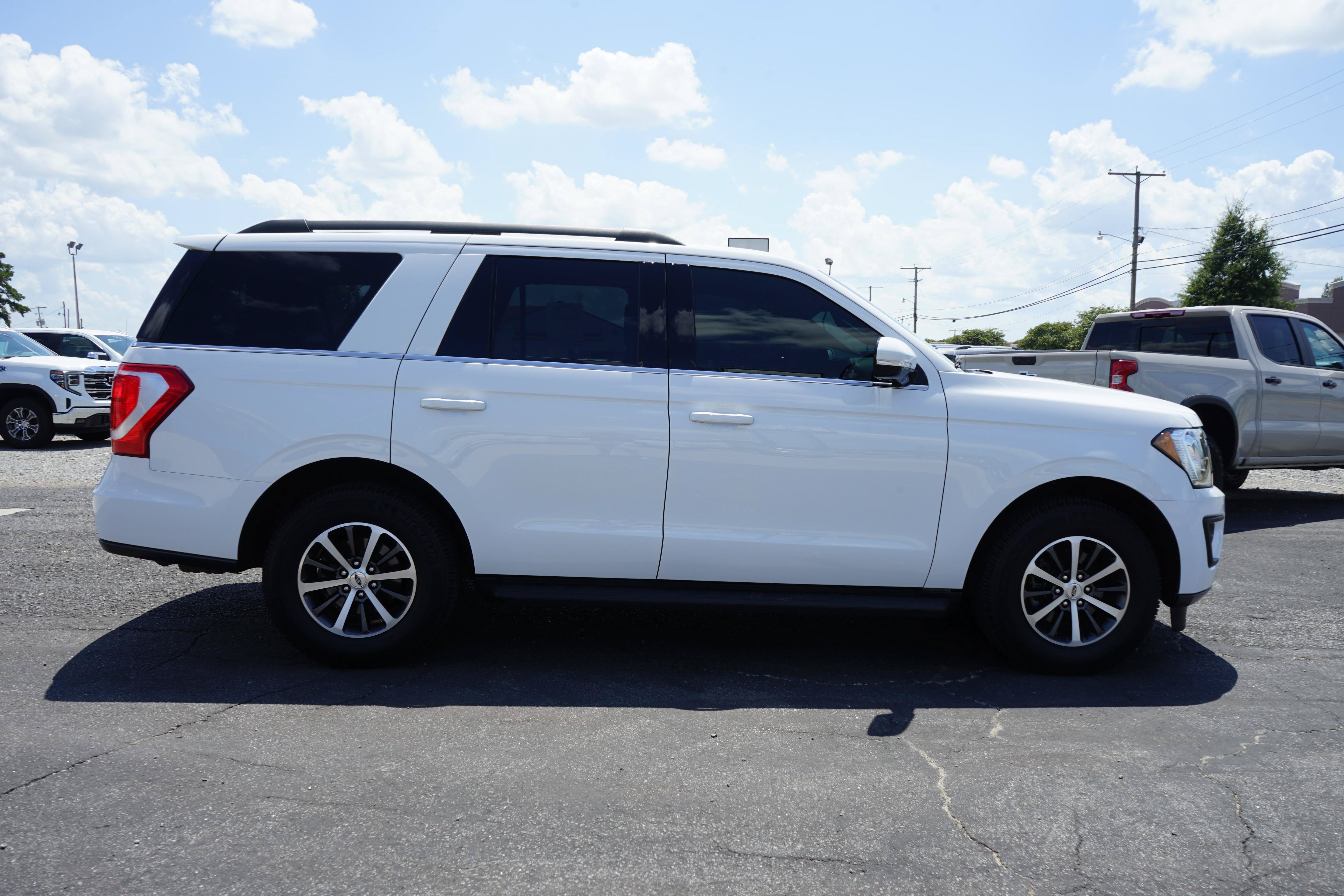 Used 2019 Ford Expedition XLT w/ Equipment Group 201A RWD image 6