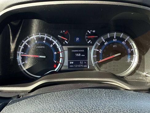 Used 2019 Toyota 4Runner TRD Off-Road Premium image 18