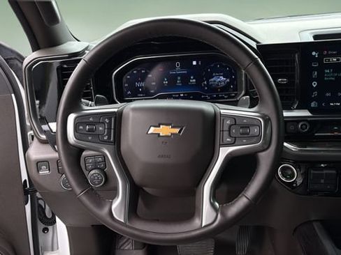 Used 2025 Chevrolet Silverado 1500 LTZ w/ LTZ Premium Package AWD/4WD image 11