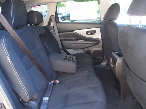 Used 2020 Nissan Murano SV FWD image 13