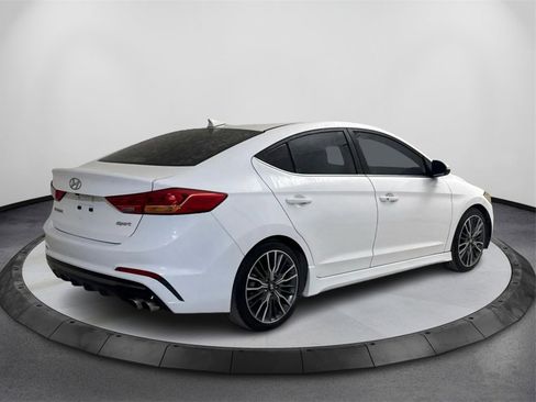 Used 2018 Hyundai Elantra Sport image 5