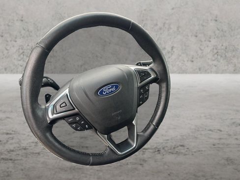 Used 2019 Ford Edge SEL w/ Equipment Group 201A AWD/4WD image 27