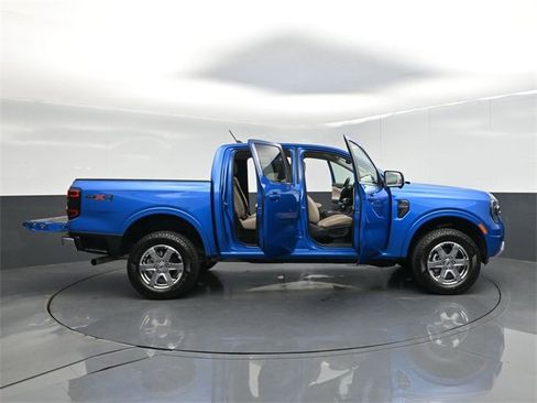 Used 2025 Ford Ranger Lariat w/ Chrome Accent Package image 69