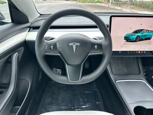 Used 2022 Tesla Model 3 RWD image 14