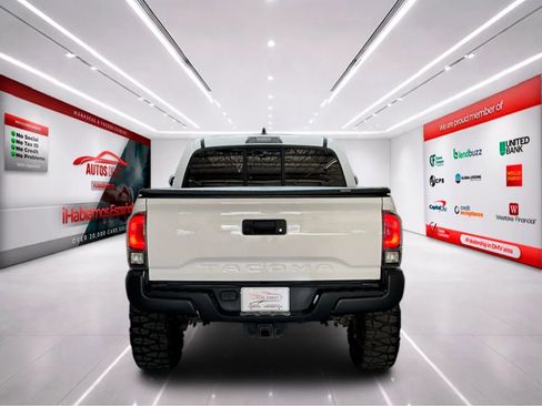 Used 2017 Toyota Tacoma SR5 w/ Tow Package image 6