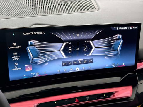 Certified 2026 BMW i5 eDrive40 AWD/4WD image 17