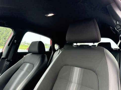 Used 2025 Honda Civic Sport image 8