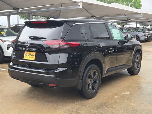 New 2026 Nissan Rogue SV FWD image 3