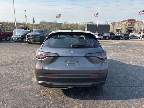 Used 2025 Honda HR-V LX image 6