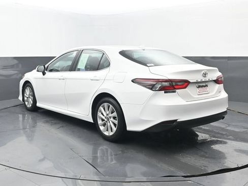 Used 2023 Toyota Camry LE FWD image 3